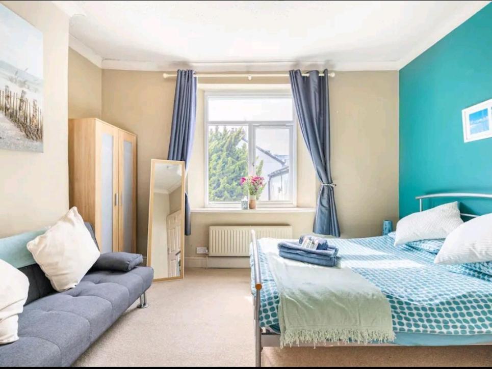 The Mews - Less Than 1Km To City Centre - Stadium - Castle - 10 Min Walk Cardiff Exterior photo